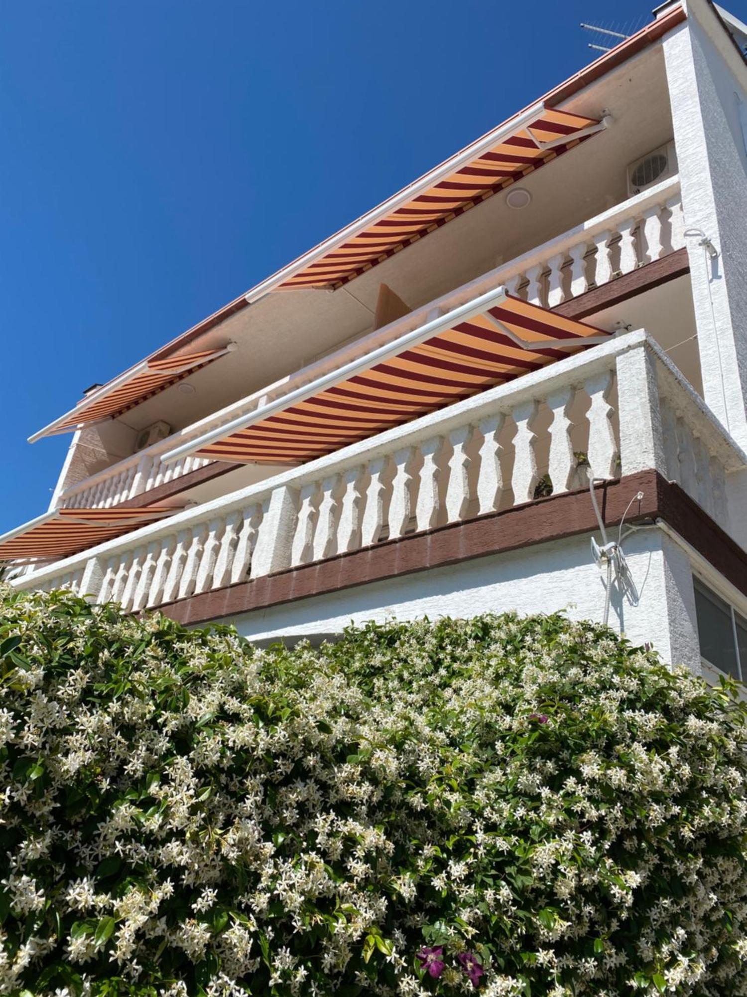 Family Apartments Vesna- 100 M Beach -Center ซริกเวนิซา ภายนอก รูปภาพ